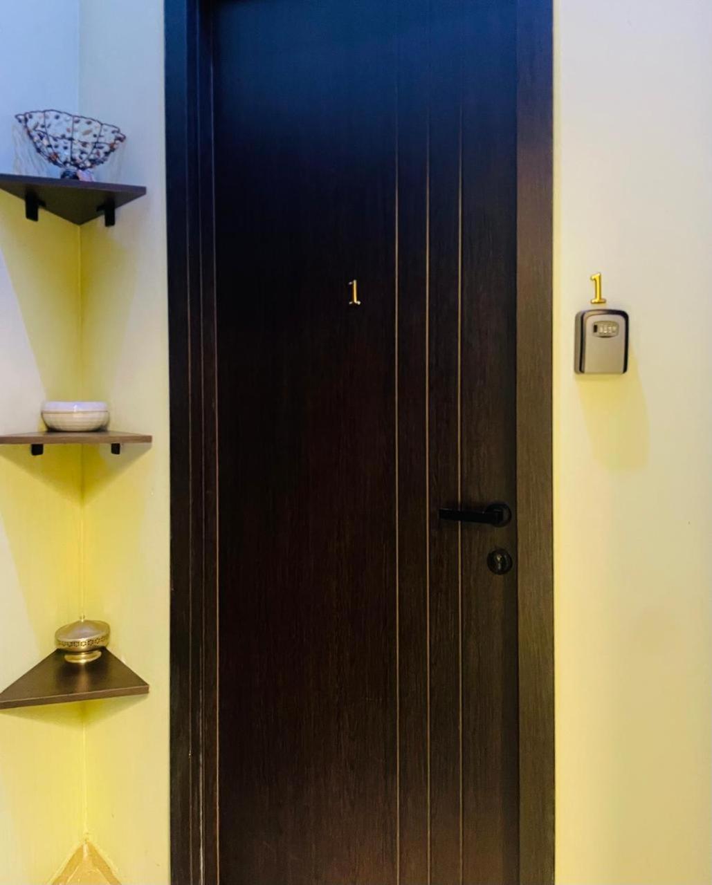 Art Hotel Tabidze Tbilisi Esterno foto